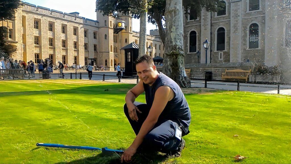 Nick provides Aftercare Service at Tower Of London